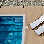 Santa Barbara Seafront W Jacuzzi Pool Villa Pafos