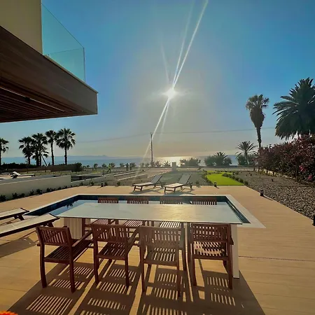 Villa Santa Barbara Seafront W Jacuzzi Pool