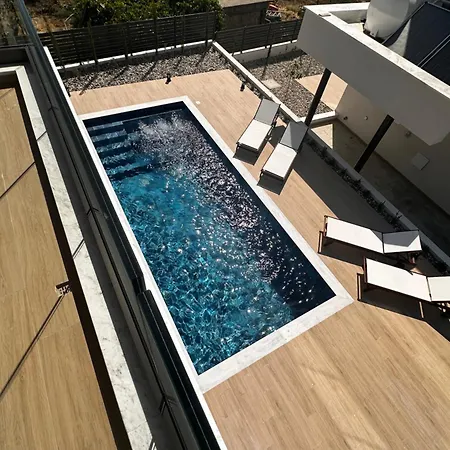 Santa Barbara Seafront W Jacuzzi Pool *