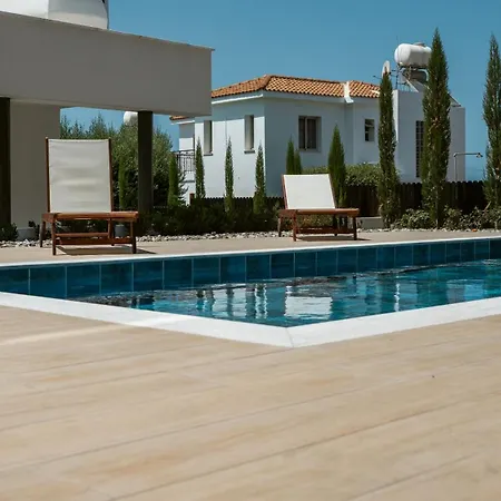 Santa Barbara Seafront W Jacuzzi Pool فيلة