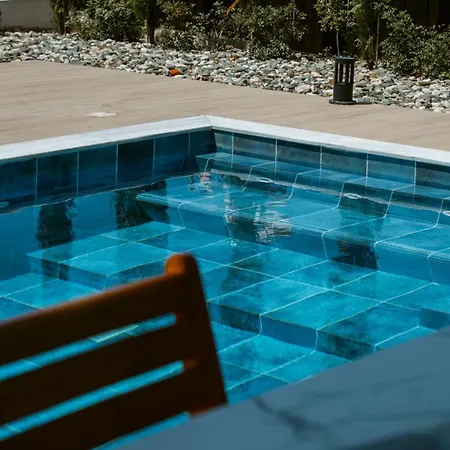 Villa Santa Barbara Seafront W Jacuzzi Pool