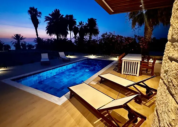 Santa Barbara Seafront W Jacuzzi Pool ヴィラ