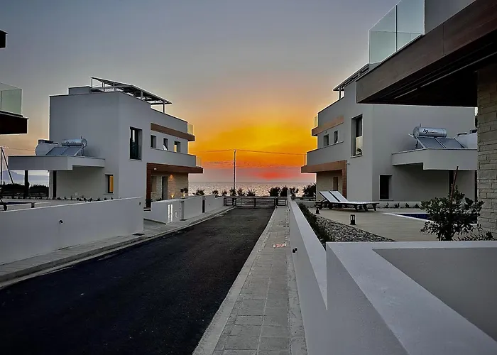 ヴィラ Santa Barbara Seafront W Jacuzzi Pool