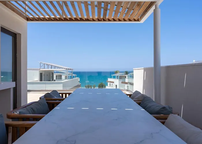 Santa Barbara Seafront W Jacuzzi Pool