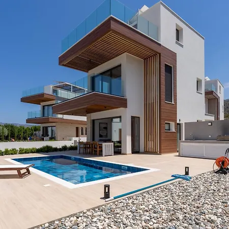 Santa Barbara Seafront W Jacuzzi Pool Vila *