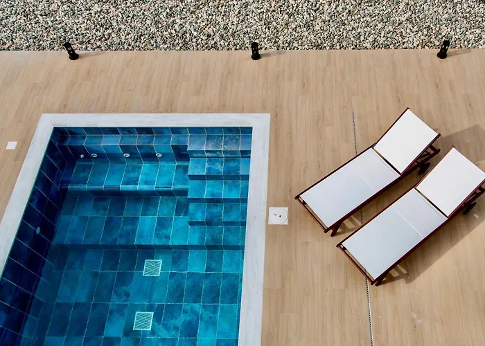 Santa Barbara Seafront W Jacuzzi Pool Vila Paphos