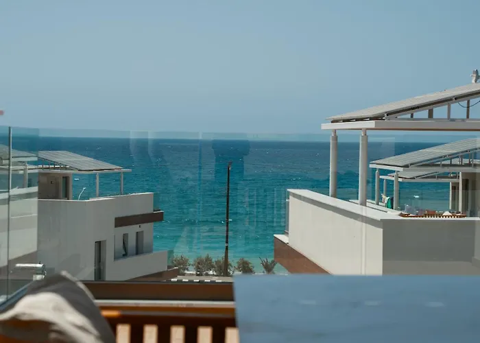 Santa Barbara Seafront W Jacuzzi Pool Vila *