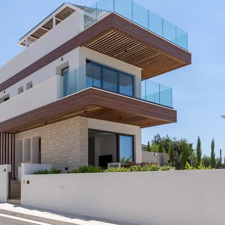 Villa Santa Barbara Seafront W Jacuzzi Pool Paphos